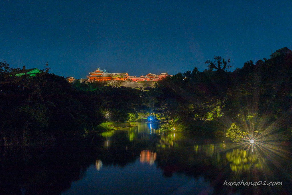 首里城のライトアップおすすめポイント 夜の沖縄は国際通りだけじゃない ドライブ旅のみちしるべ