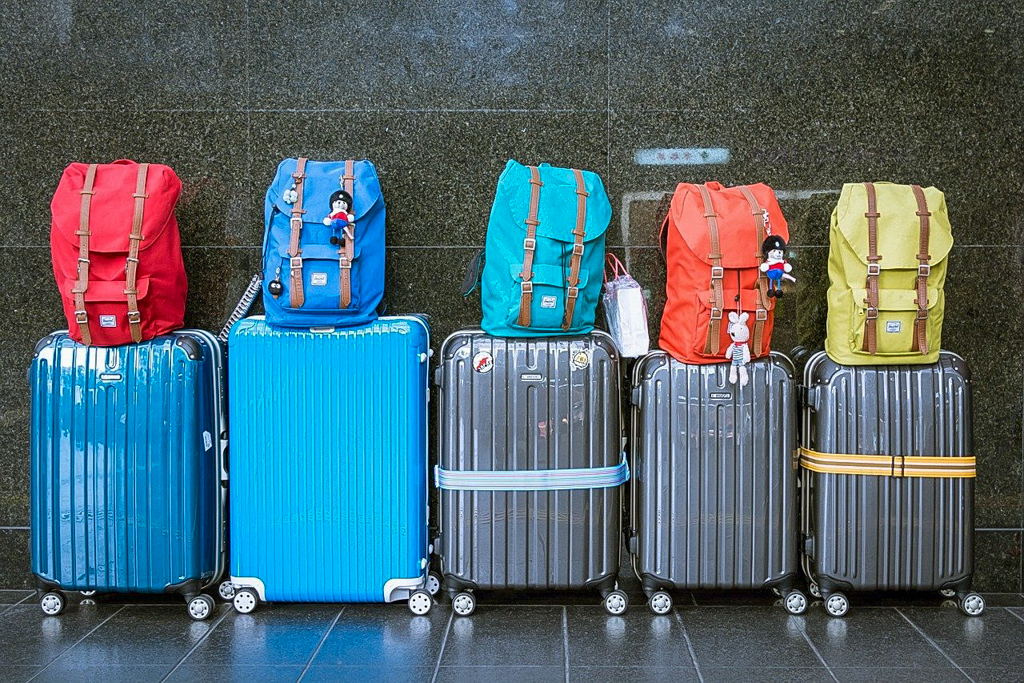 旅行用】キャリーオンバッグ・サブバッグおすすめ10選 スーツケースの 
